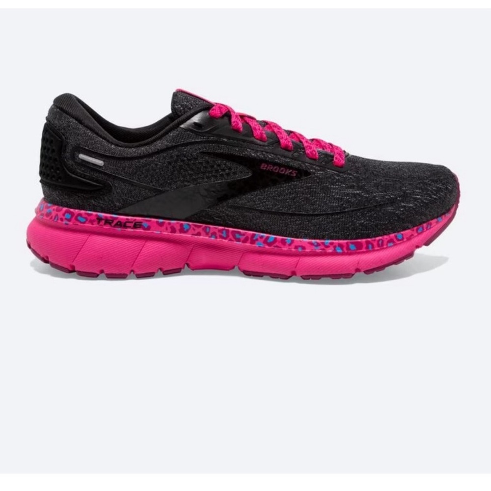 Brooks Women's Running Shoes - Black and Pink